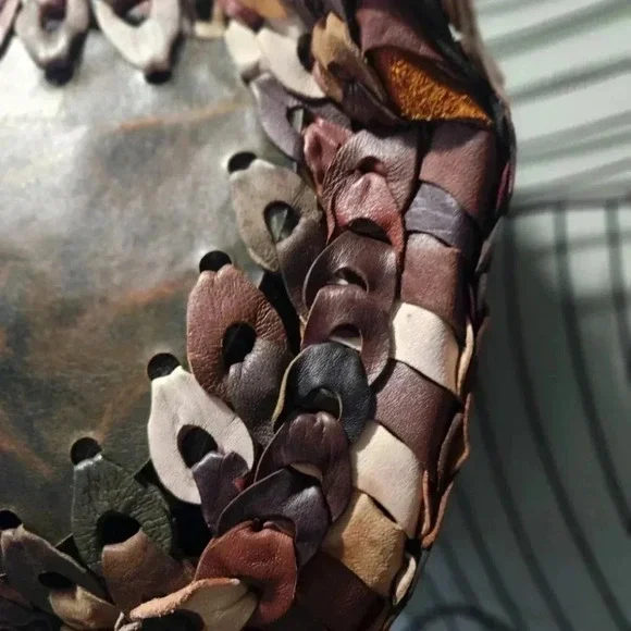 Vintage 70's | Slouchy Hippie Boho Leather Earthy Tones Chain Patchwork Handbag - Picture 6 of 14